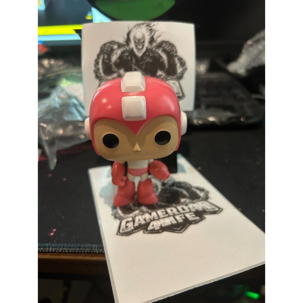 Funko Pop Games Mega Man Quick Boomerang Pink GameStop Exclusive Capcom # 102